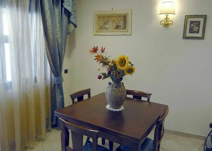 Roma Chic House 公寓 *